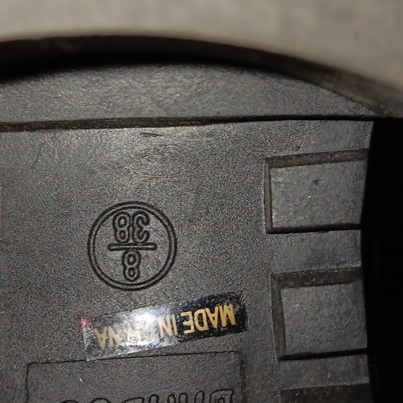 BAMBOO Iridescent Lace-Up Boots - Picture 10 of 11